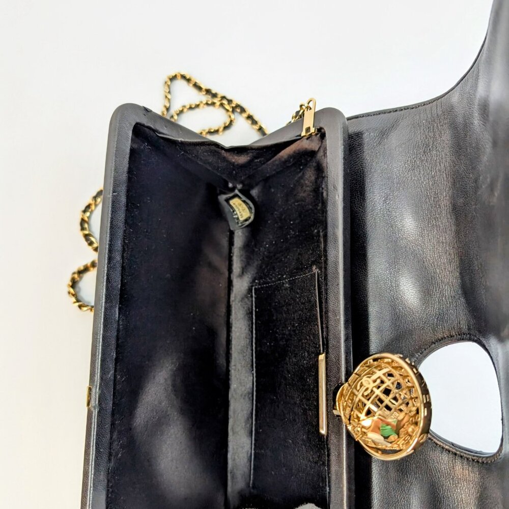 Chanel Vintage Rare "Around The World" Chain Clutch Crossbody Bag - Picture 13 of 16